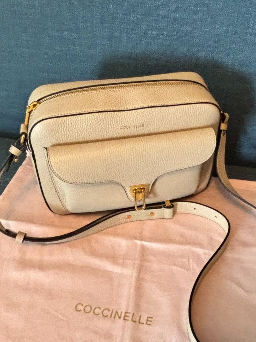 Coccinelle Beat Bag - Large (New with Tags) - Picture 5 of 11